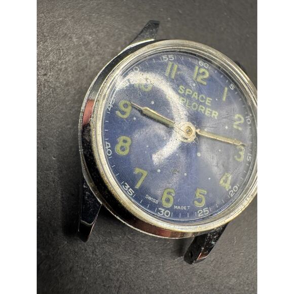 Vintage Bradley Space Explorer Astronaut Mechanical Watch Swiss Made 28.5mm